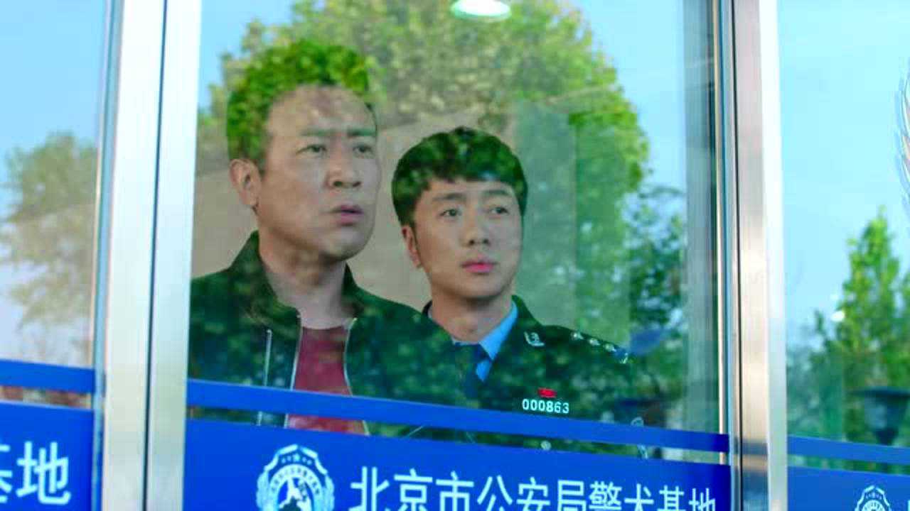 警花与警犬 8集