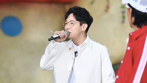 胡夏cut:出场耍帅险摔跟头_综艺_高清1080p在线观看平台_腾讯视频