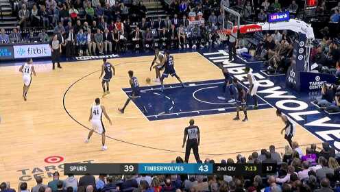 《NBA全场集锦》【得分】阿尔德里奇单吃唐斯！ 凿进油漆区翻身跳投2+1