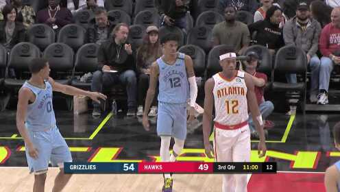 《NBA全场集锦》莫兰特灵蛇出洞2+1得手 特雷杨脚踩莲花抛投还击