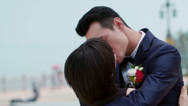 《如果蜗牛有爱情》第21集03:季白求婚许诩成功,两人深情拥吻