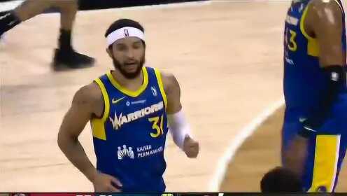 《NBA林书豪》里奥格兰德山谷毒蛇vs圣克鲁兹勇士第3节中文解说回放