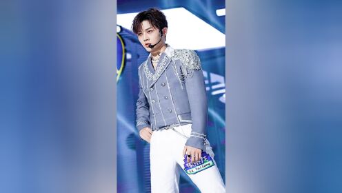 创造营2021首场公演直拍李泰龙超级冠军