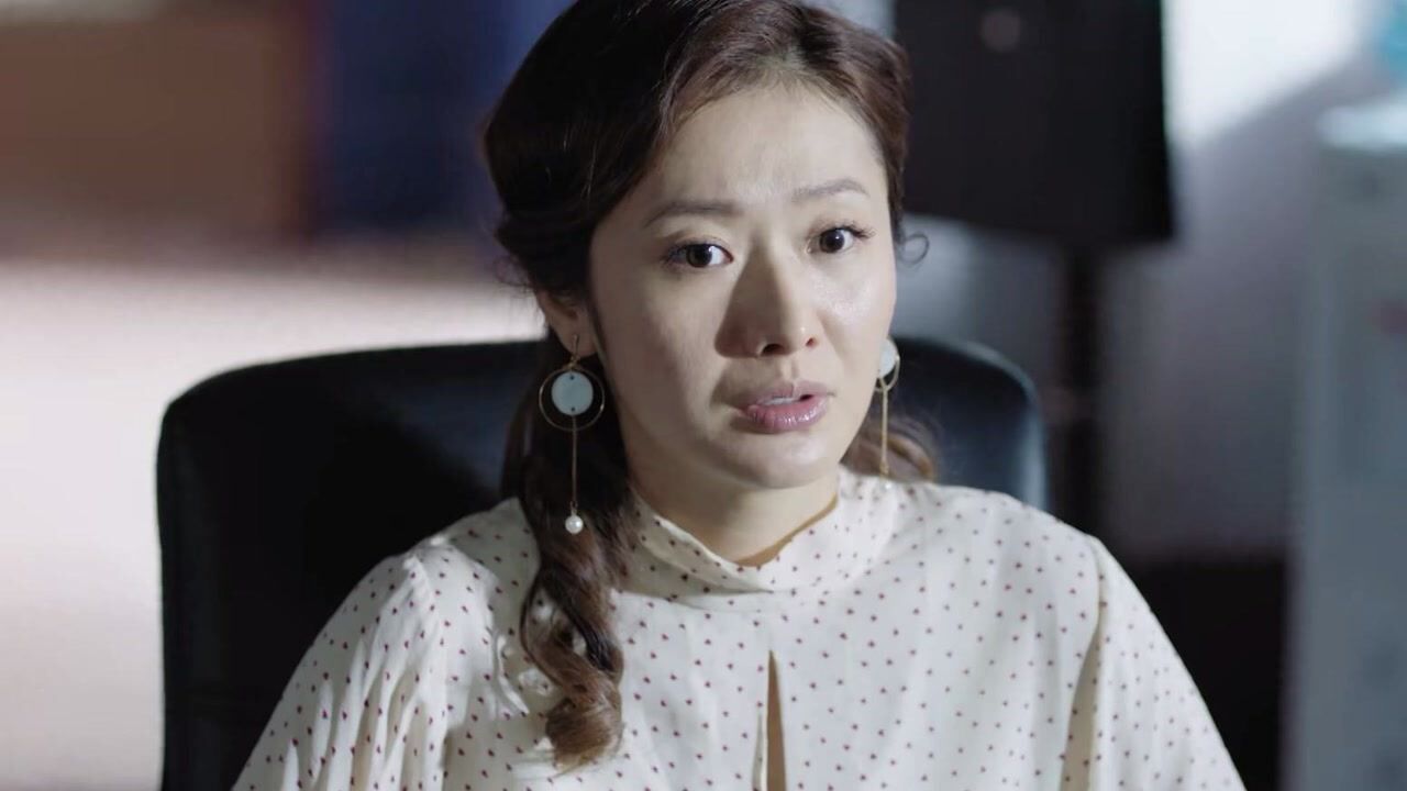 《小镇警事》第29集01:关键线索出现,郑小芬被带到了警局_高清1080p