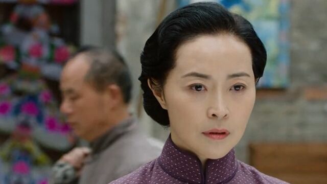 《红蔷薇》第38集01:周大姐为了提醒夏雨竹牺牲了自己,最终倒在了血泊