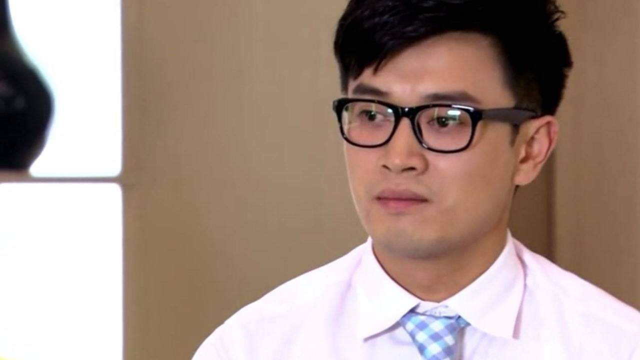 《因为爱情有多美》第78集02:多美和陈笑飞聊天,邀请陈笑飞和她一起