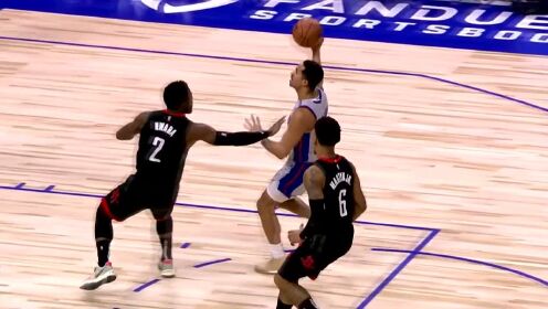《NBA全场集锦》速度七十迈！弗兰克·杰克逊抢断反击全场奔袭一条龙