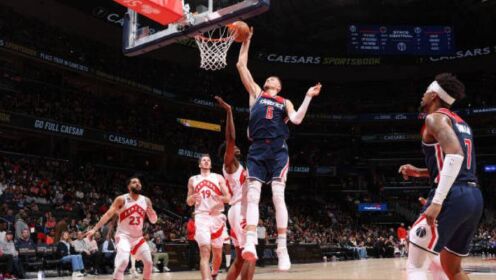 《NBA全场集锦》【球星】波尔津吉斯vs猛龙集锦 全场22+11篮下送出暴力扣篮