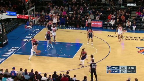 《NBA全场集锦》小手一抖这球就有 布伦森跳投命中打开局面
