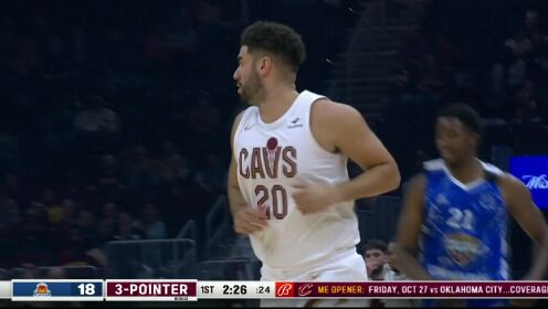 《NBA骑士》迎着防守丝毫不怵 尼昂张弓搭箭三分穿云