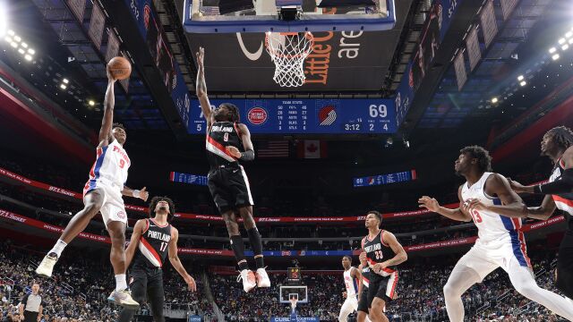 格兰特vs活塞集锦 里突外投拿下24分状态火热