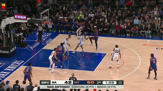 唯快不破！马刺转换思路以快打慢 琼斯快下飞身上篮打进造成犯规