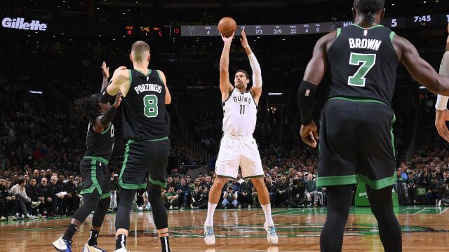 洛佩斯vs凯尔特人集锦 全场28+7里突外投难救主