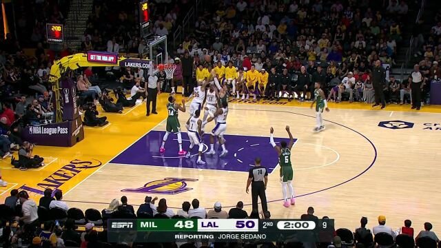 NBA季前赛：雄鹿vs湖人第2节英文原声回放