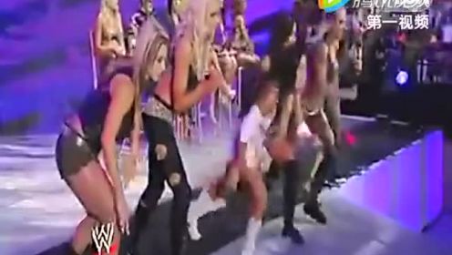 WWE摔跤-WWE女子撕衣-众美女体能比赛