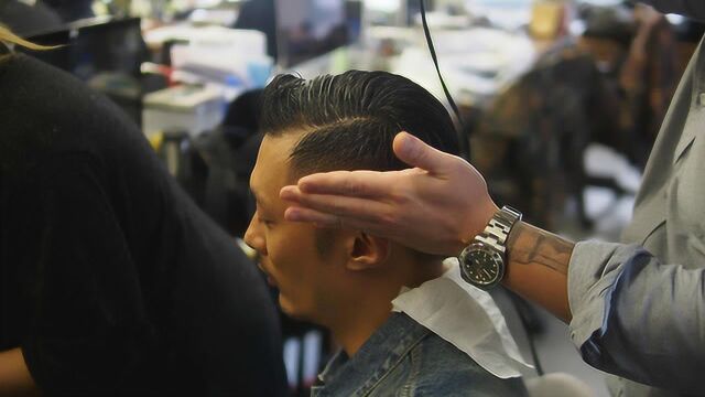 理发全过程余文乐的复古油头就是这么剪出来的