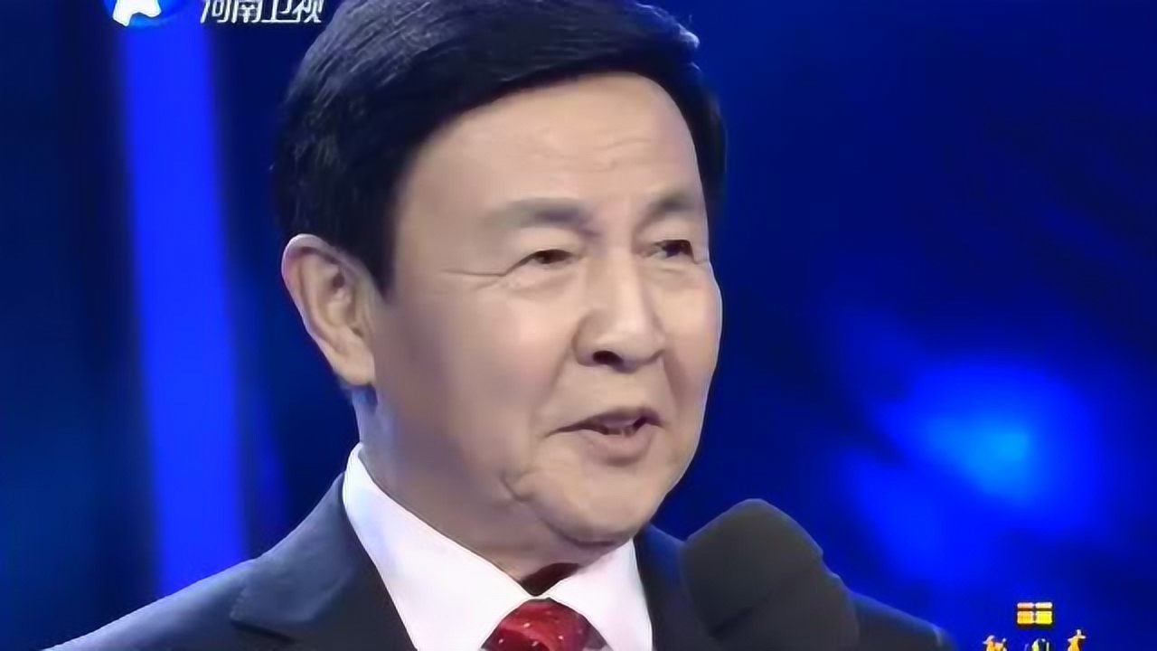 70岁大叔唱豫剧穆桂英挂帅被这嗓音深深震撼了