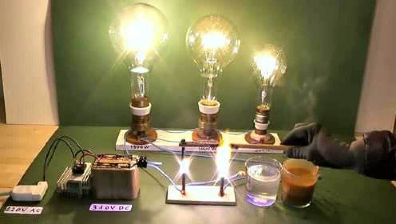科学实验：带盐水的伏打电弧310V直流实验_腾讯视频