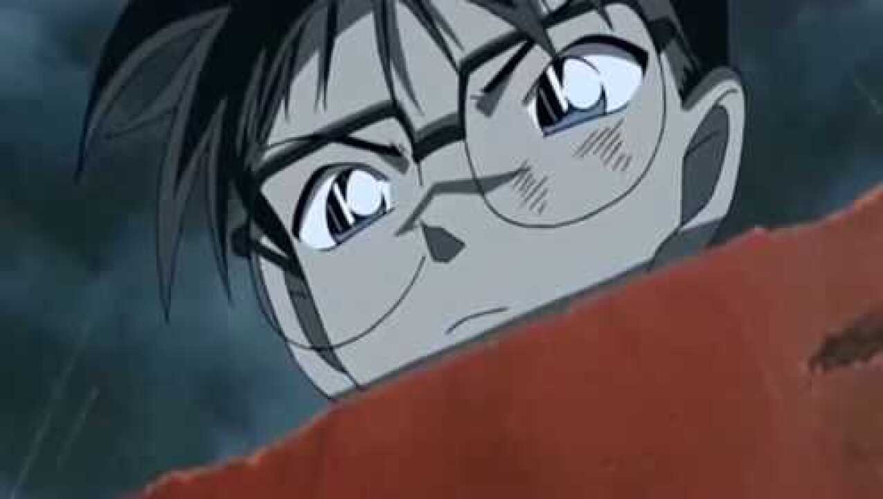 《名侦探柯南》柯南用伸缩吊带击落武装直升机,琴酒当场看懵了