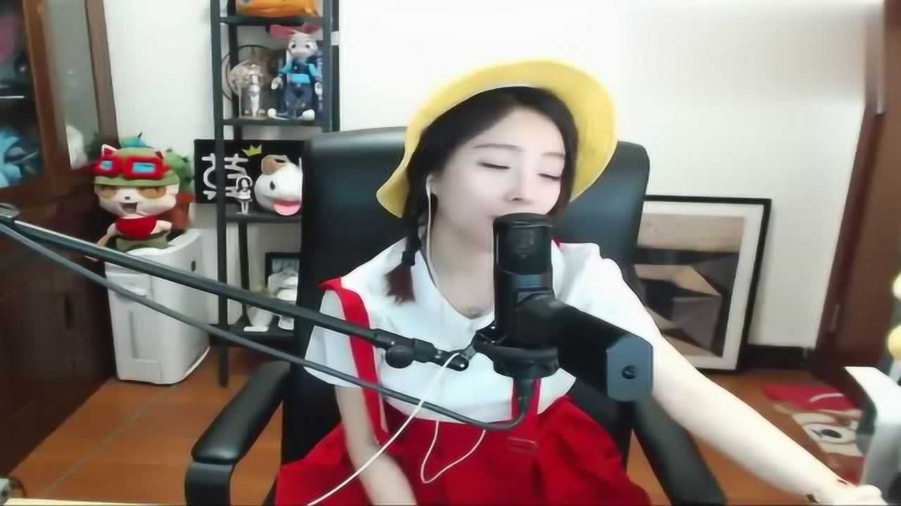 冯提莫cos樱桃小丸子 翻唱《月亮代表我的心》_腾讯视频