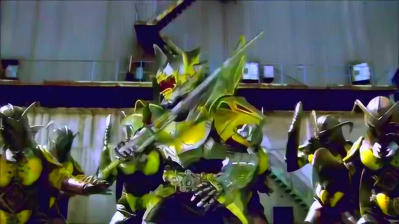 2018年6月23日发布02:34铠甲勇士:巴豆计划失败,放出蟑螂兵团对付帝皇