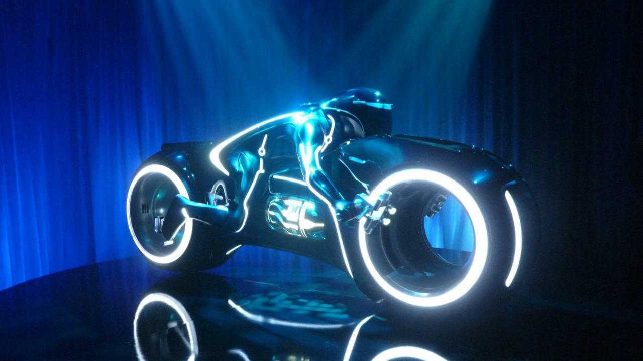 电影《创世纪》的摩托车被搬到了现实里?酷炫到没朋友!