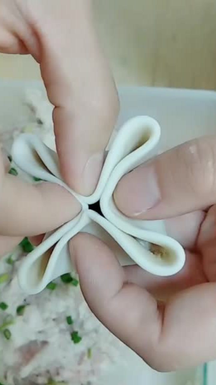 正方形包饺子的方法图片