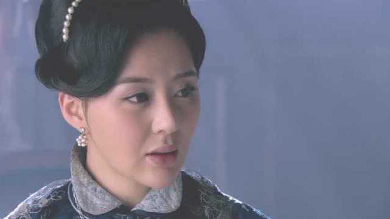 薛大帅一脸色眯眯盯着柳菊池看马永贞的眼神比薛长春还生气