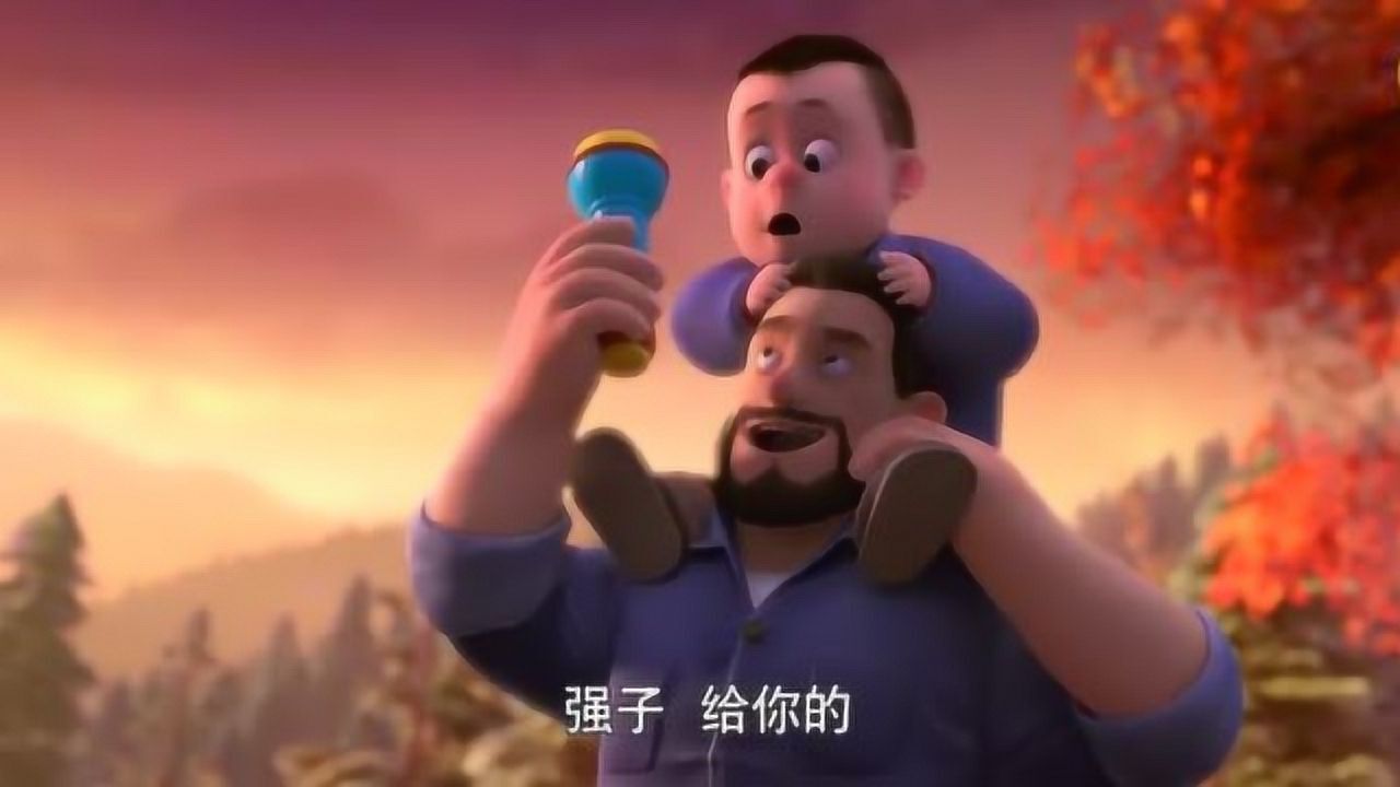 熊出没变形记:小时候,强爸送给光头强手电筒,好有爱