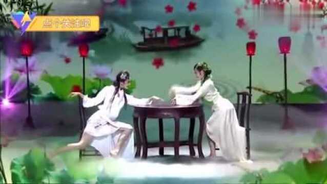 感受下女神的魅力,俩美女上演舞蹈《尤物》