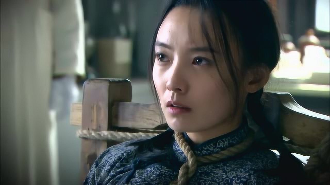 绝密任务: 刘胜男被捉,小脚受伤难忍