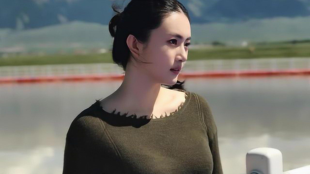 杨幂替身演员曝光身材容貌十分像三千块一天