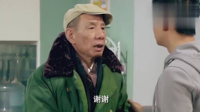 我姓洪排行老七别人都叫我,洪七公,张伟他取了俩难怪工作分心