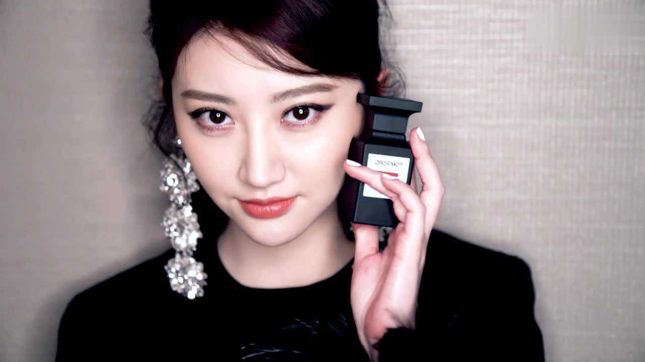 景甜代言 tomford