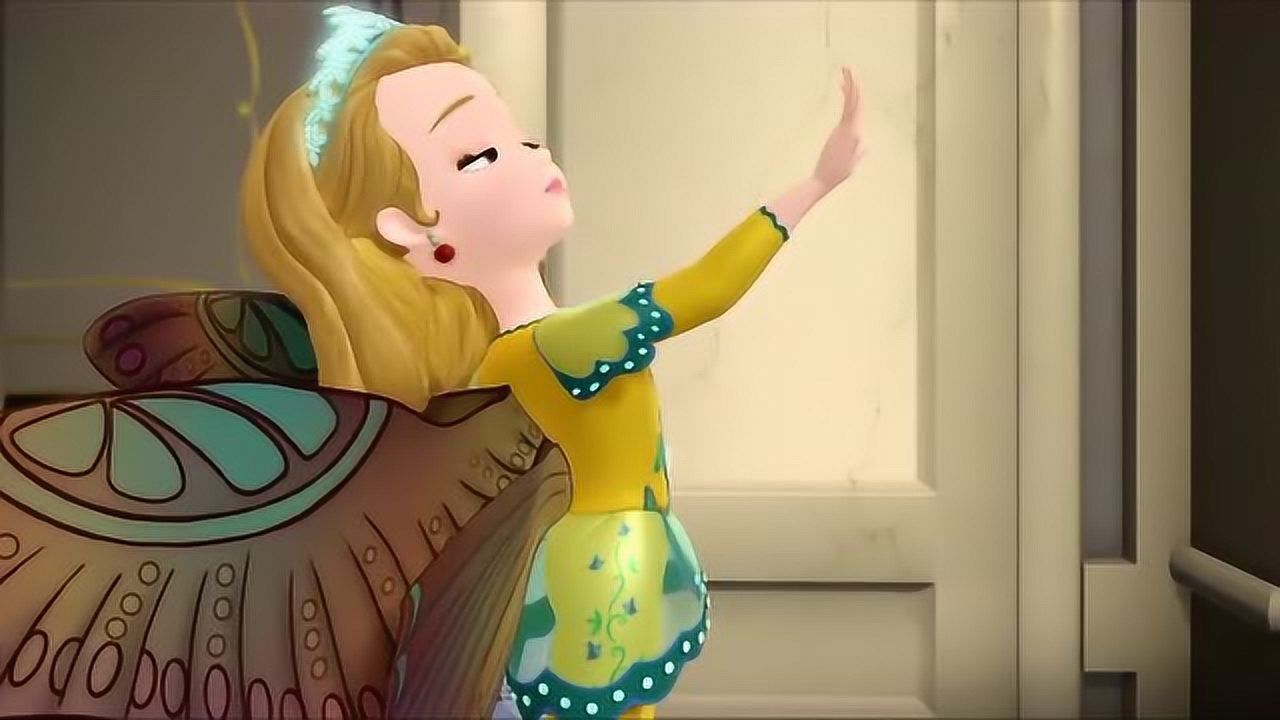 小公主苏菲亚傲娇姐姐为得到护身符套路苏菲亚被孪生弟弟嫌弃