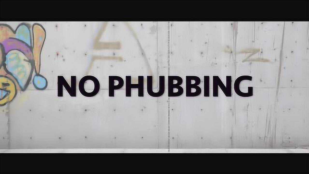 The impact of phubbing on real-life relationships. - Mamamia