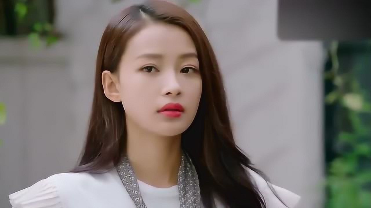 《因为遇见你》何娟太凶了吧直接拿去扫帚打果果