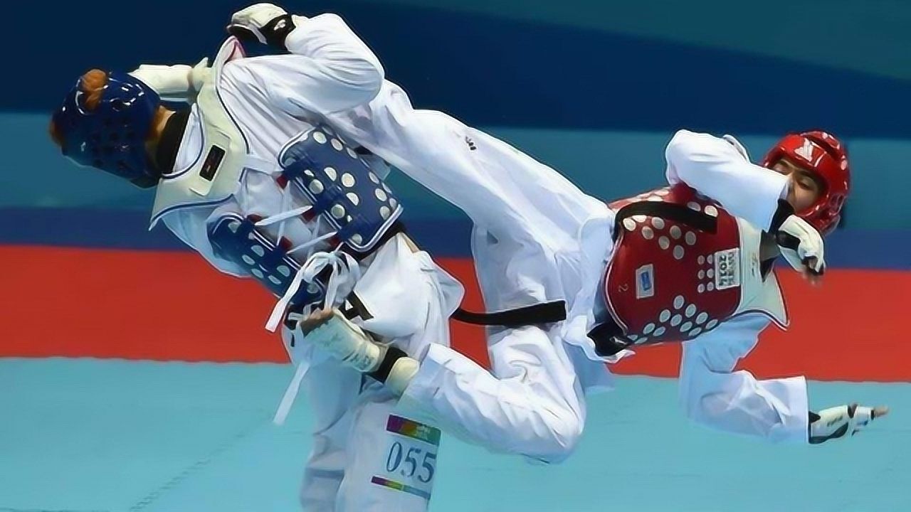 跆拳道比赛精彩ko锦集,腿法实战还是有一套的!