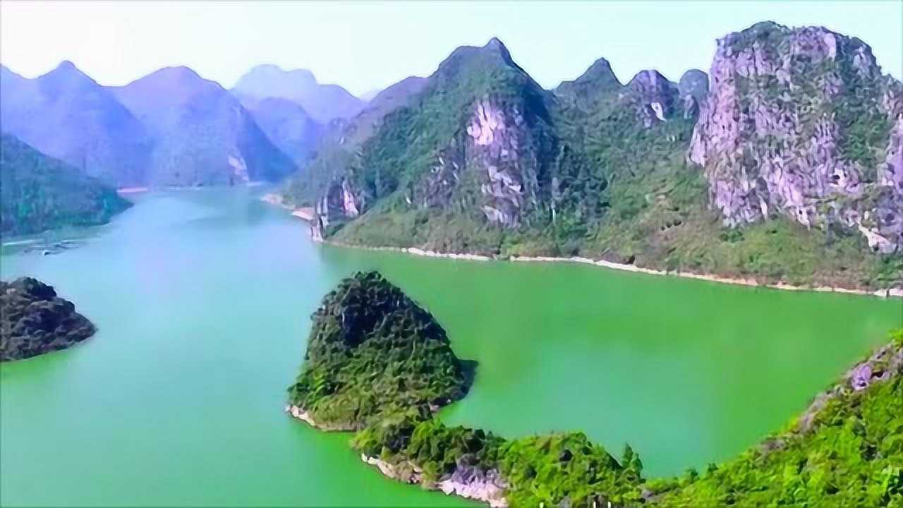 航拍中国航拍美丽的广西大龙湖风光无限媲美桂林