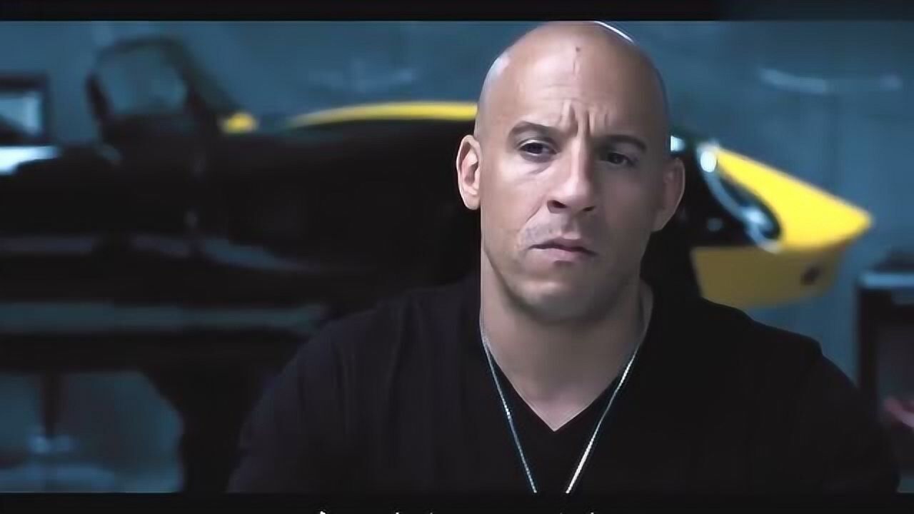 唐老大在测试车子性能感受跑车引擎的魅力