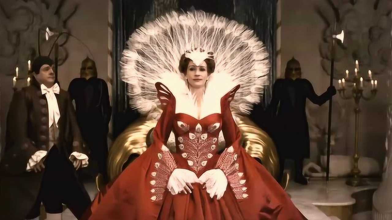 白雪公主之魔镜魔镜:王后真要和王子跳舞,却跑出来一个龟丞相_电影