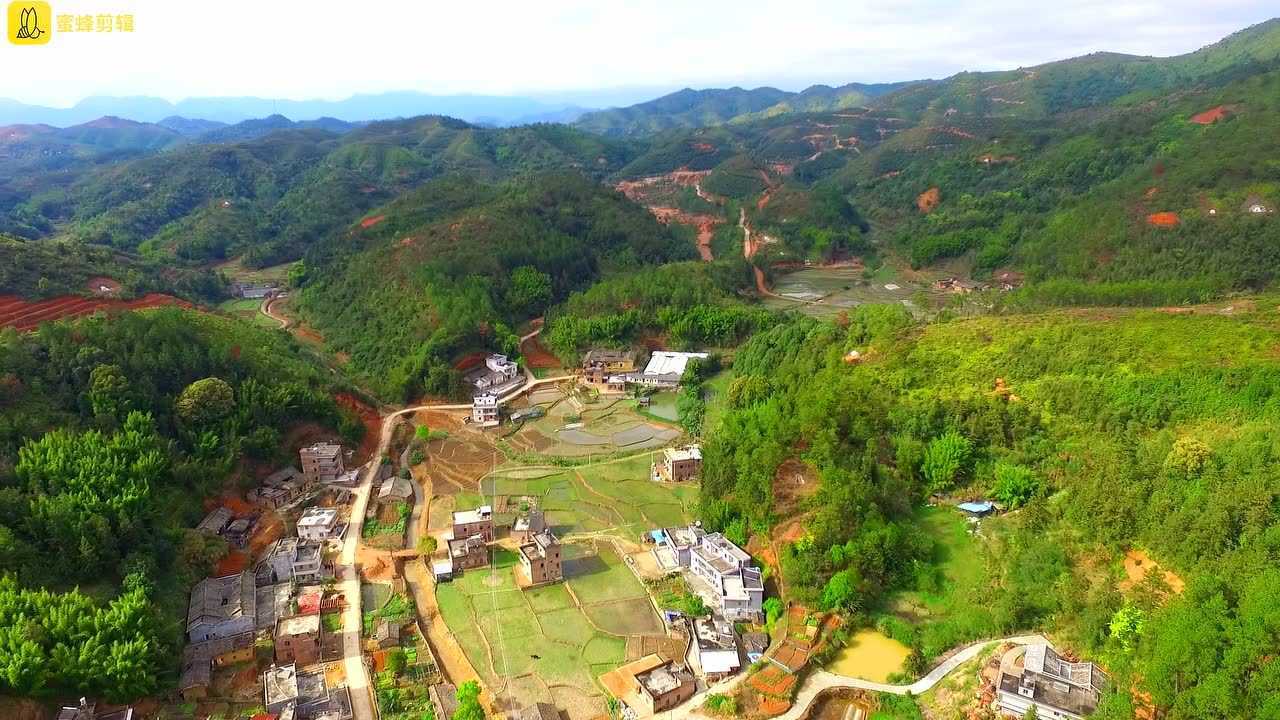 航拍敬梓镇南村村