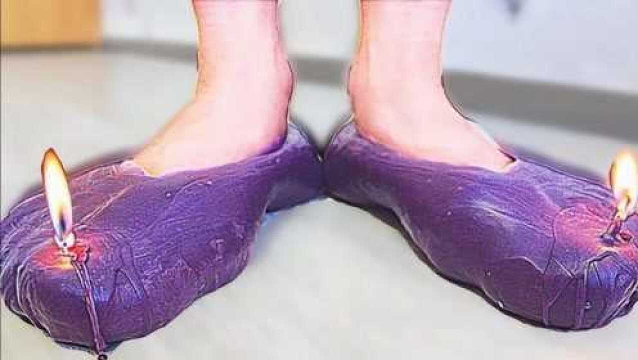 奇葩女子脚上涂100层蜡,走起来会啥样?网友:我真的词穷了