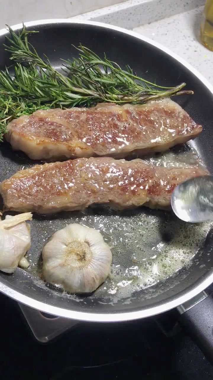 大早上也要吃肉,誰叫我無肉不歡呢,嘿嘿嘿