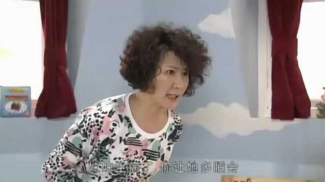 杜真子大早上发烧,小跳还在一旁捣乱,看的心里暖洋洋的