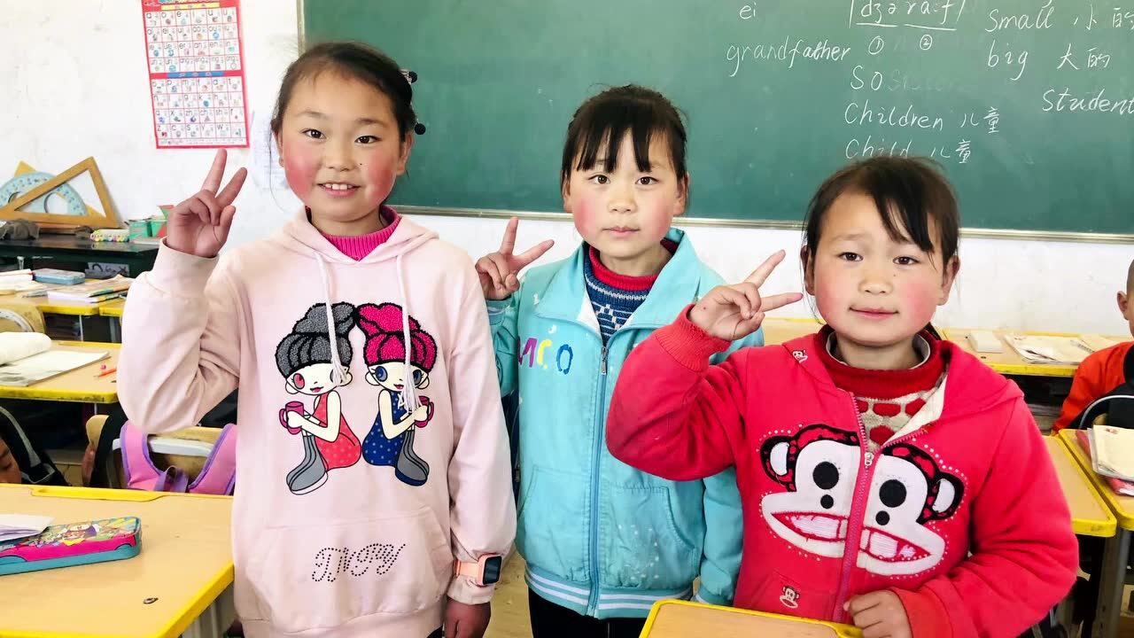 公益团队爱心捐赠视频_高清