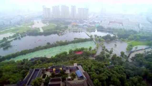 一座久负盛名的寺庙、风景城市园林,吉林市北山公园