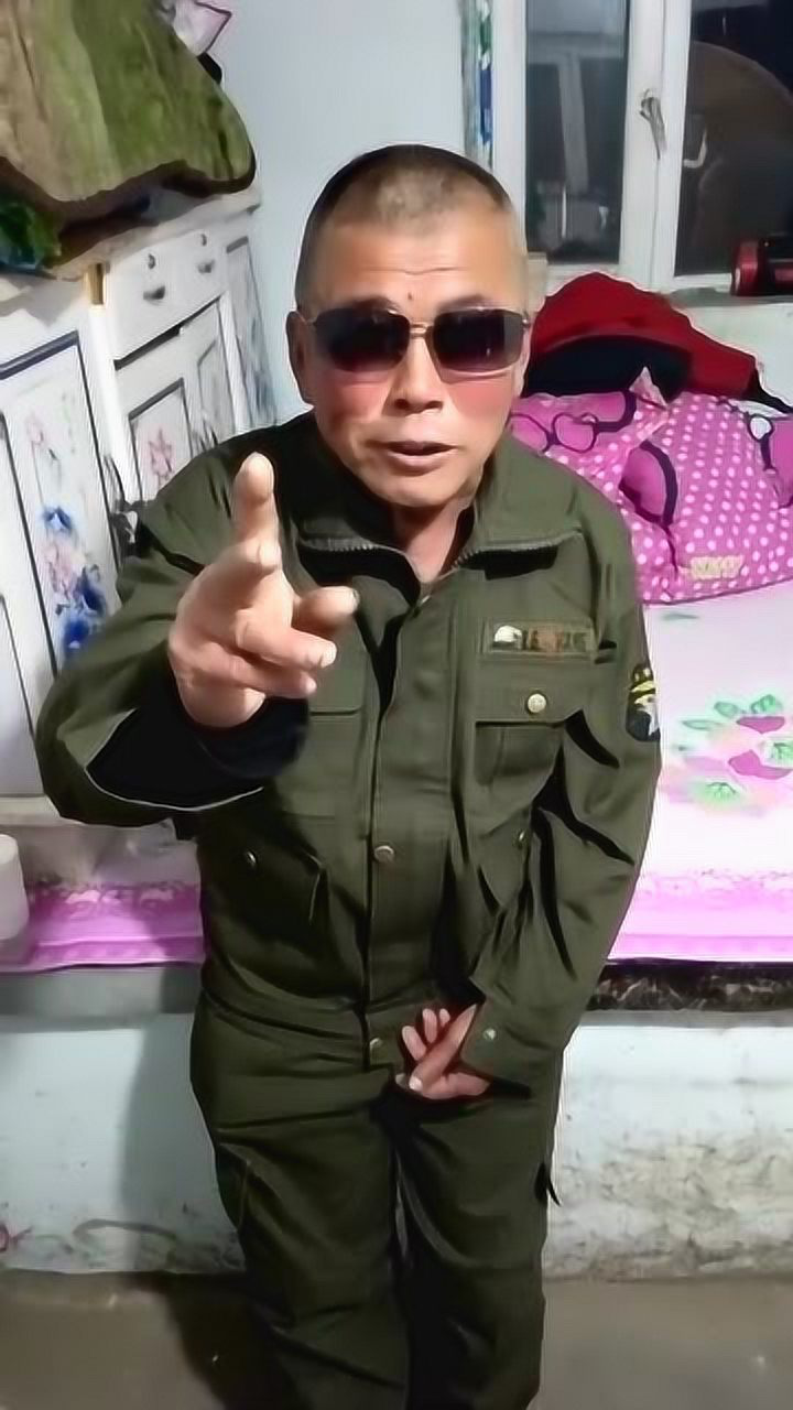 四平青年大老远从沈阳过来只为听二哥的词真是太好笑了