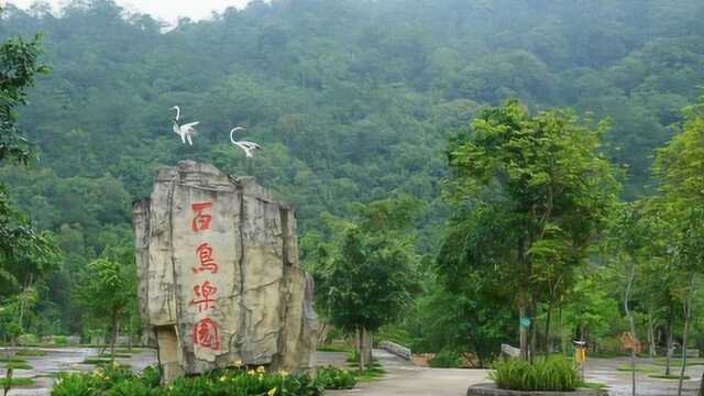 八寨沟你知道吗?景色堪比九寨沟,门票比它便宜4倍