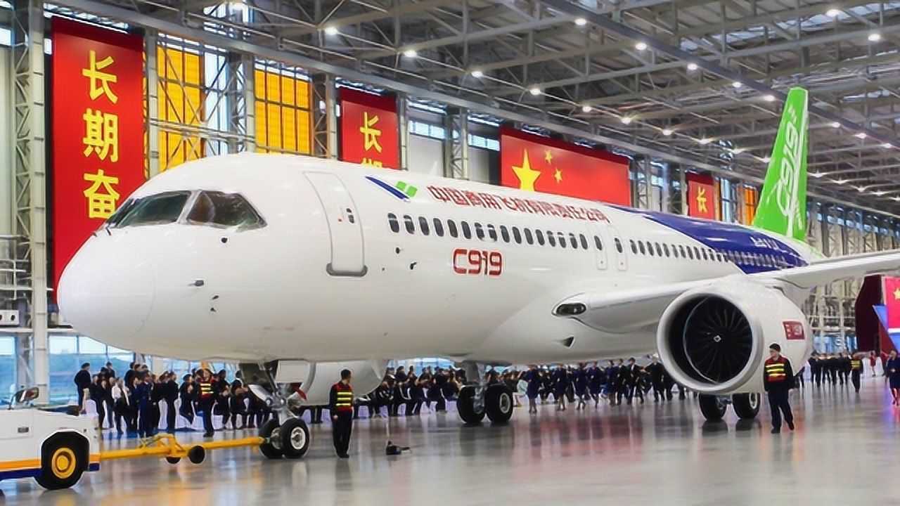 走进c919机身生产车间,蒙皮凹凸仅0.1毫米,比头发丝还细